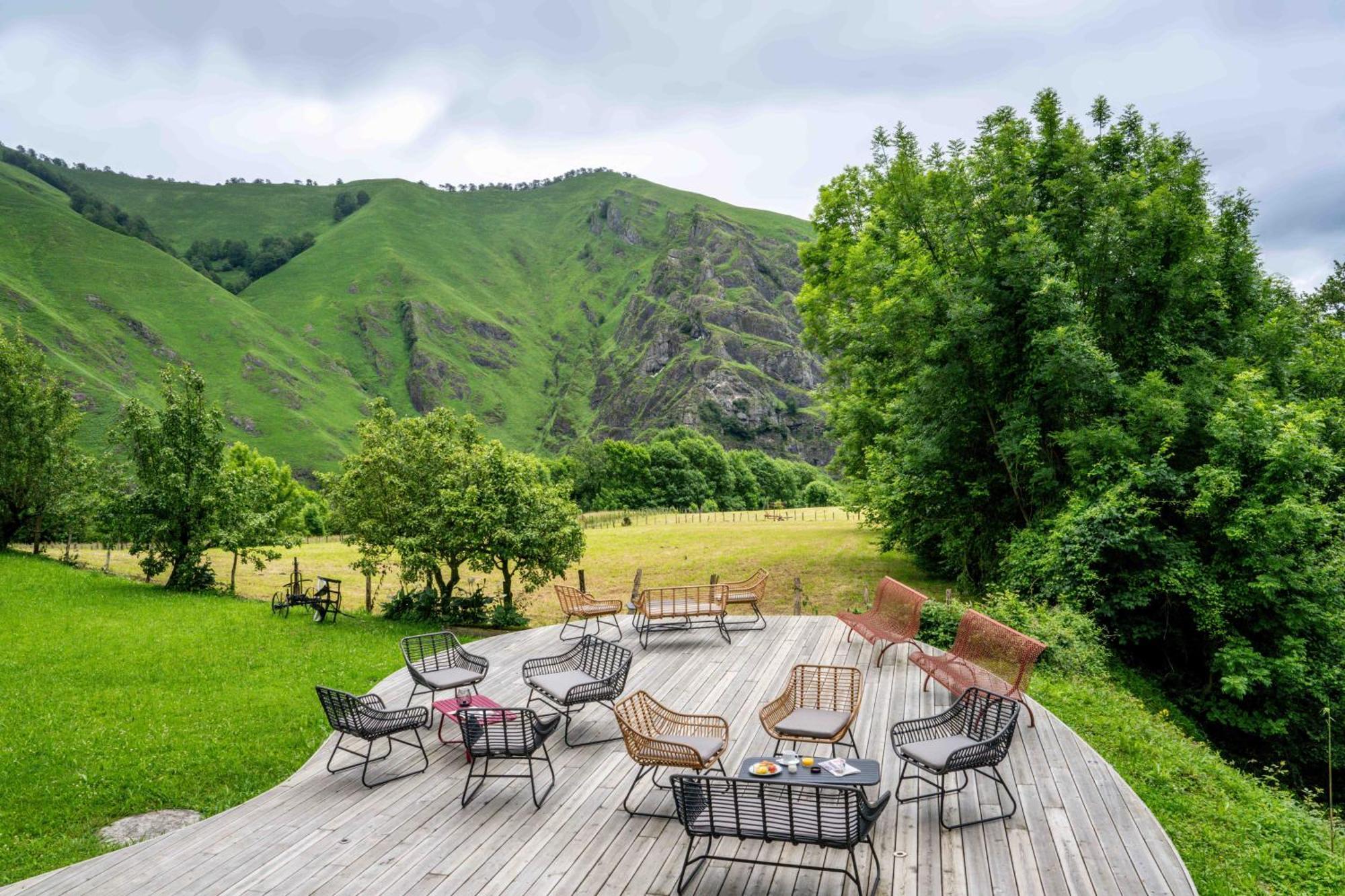 Logis Hotel Etchemaite Larrau Dış mekan fotoğraf